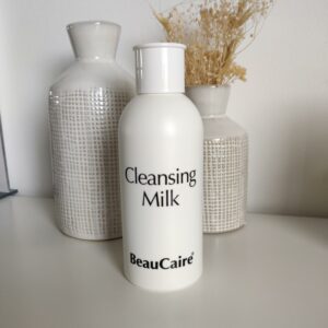 Cleansing milk